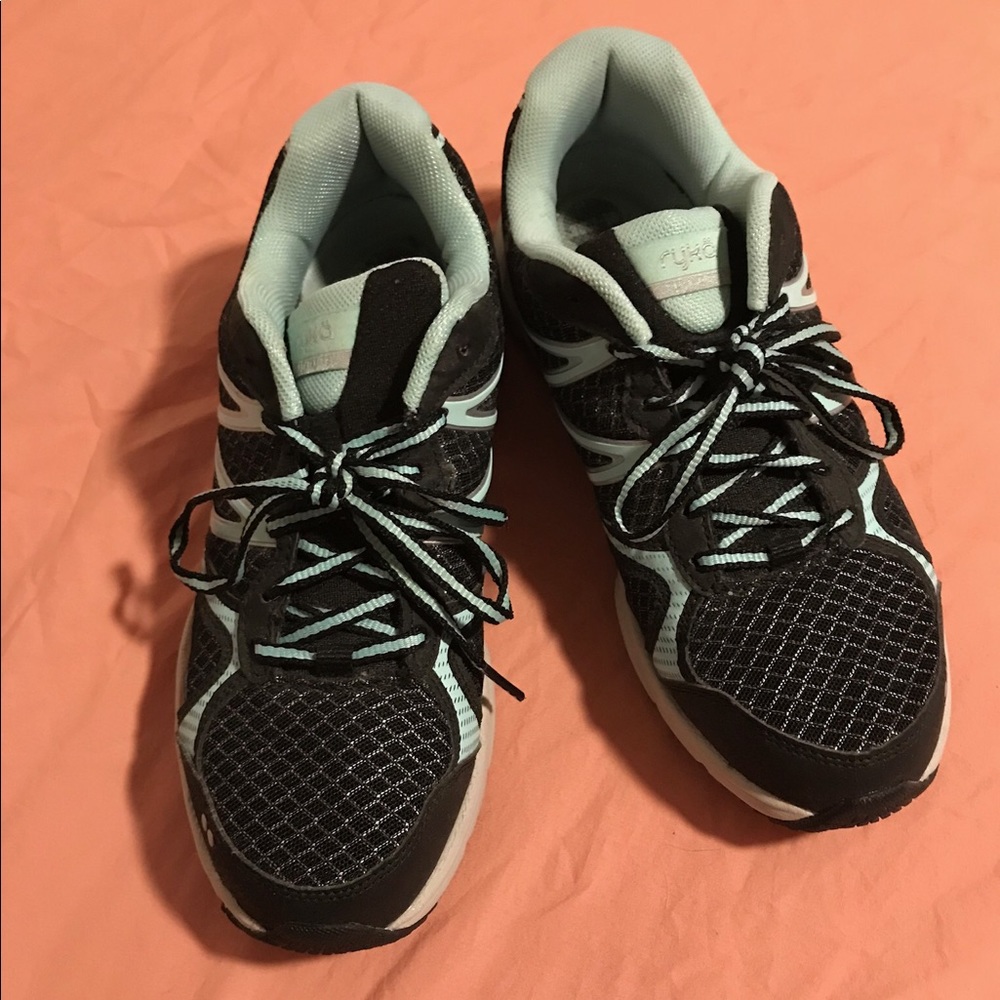 Ryka Walking Shoes Size 8